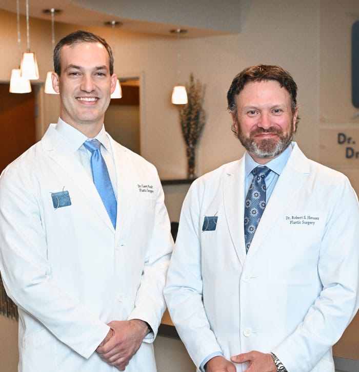 Choosing a plastic or cosmetic surgery expert